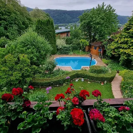 Haus Flora - Bodensdorf