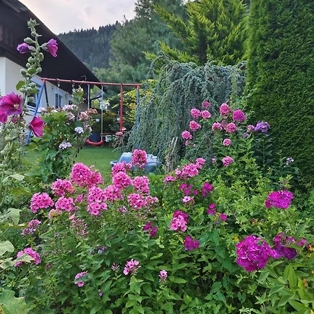 Haus Flora -